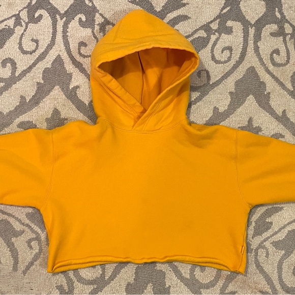 TNA Aritzia Cropped Yellow Hoodie - Picture 1 of 3